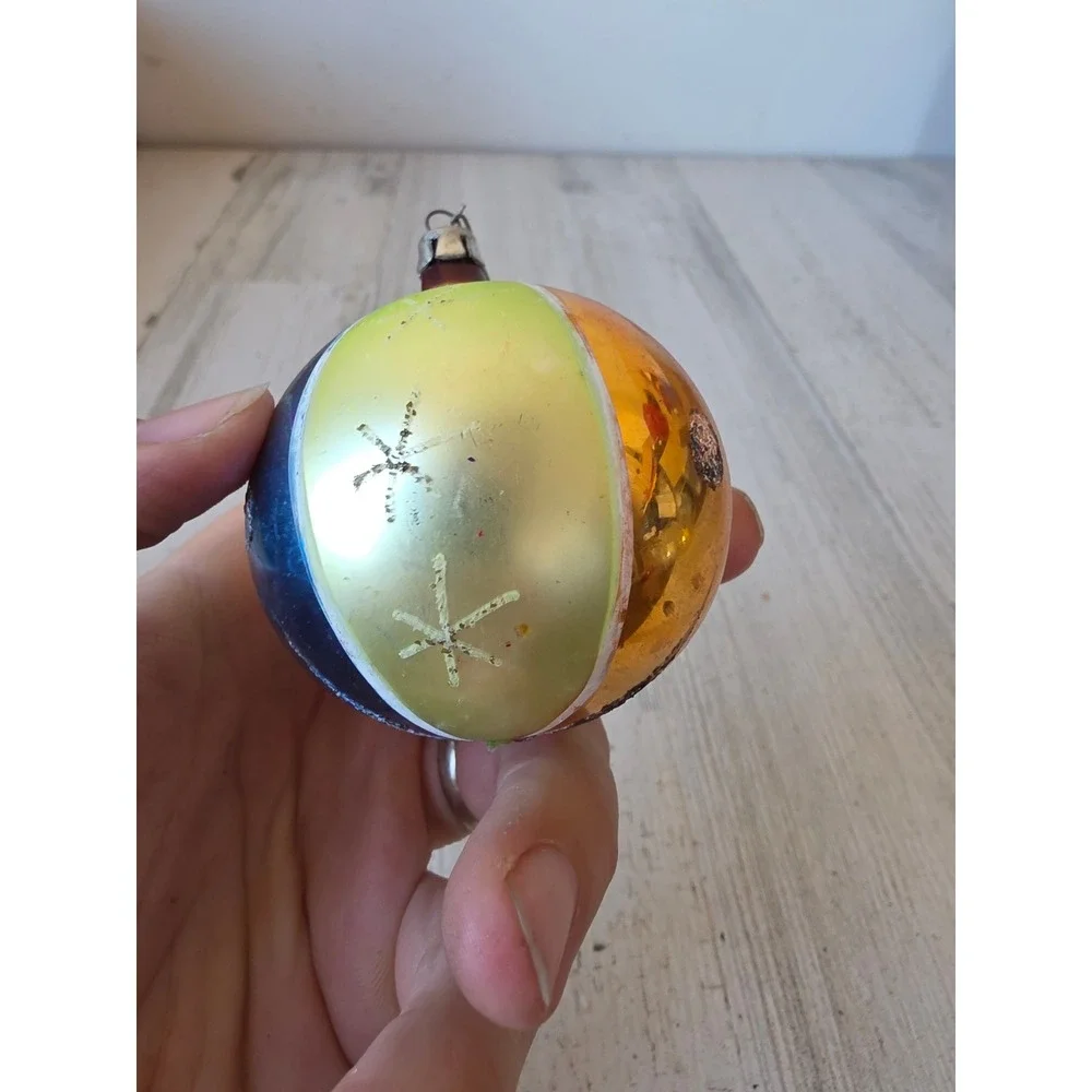 Vintage Poland beach ball Mica Star Glass Mercury ornament Xmas tree